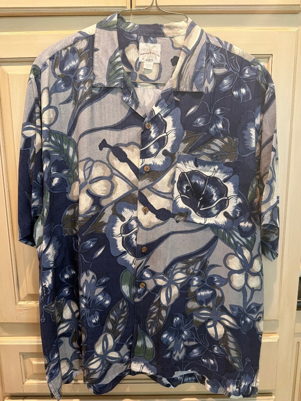 Tommy Bahama Silk Button Front Shirt with pocket